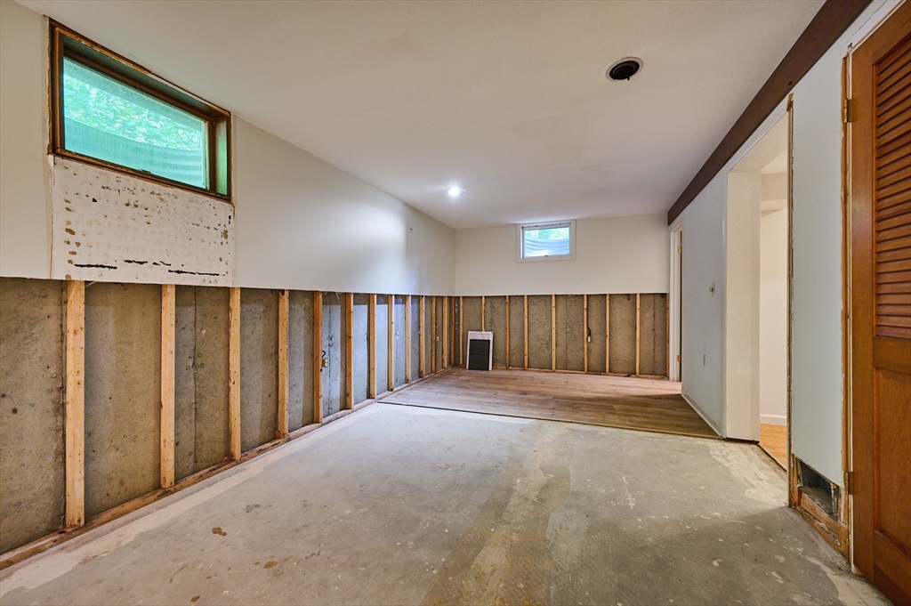 15 Red Fox Lane Amherst, MA 01002 - Photo 21 of 38