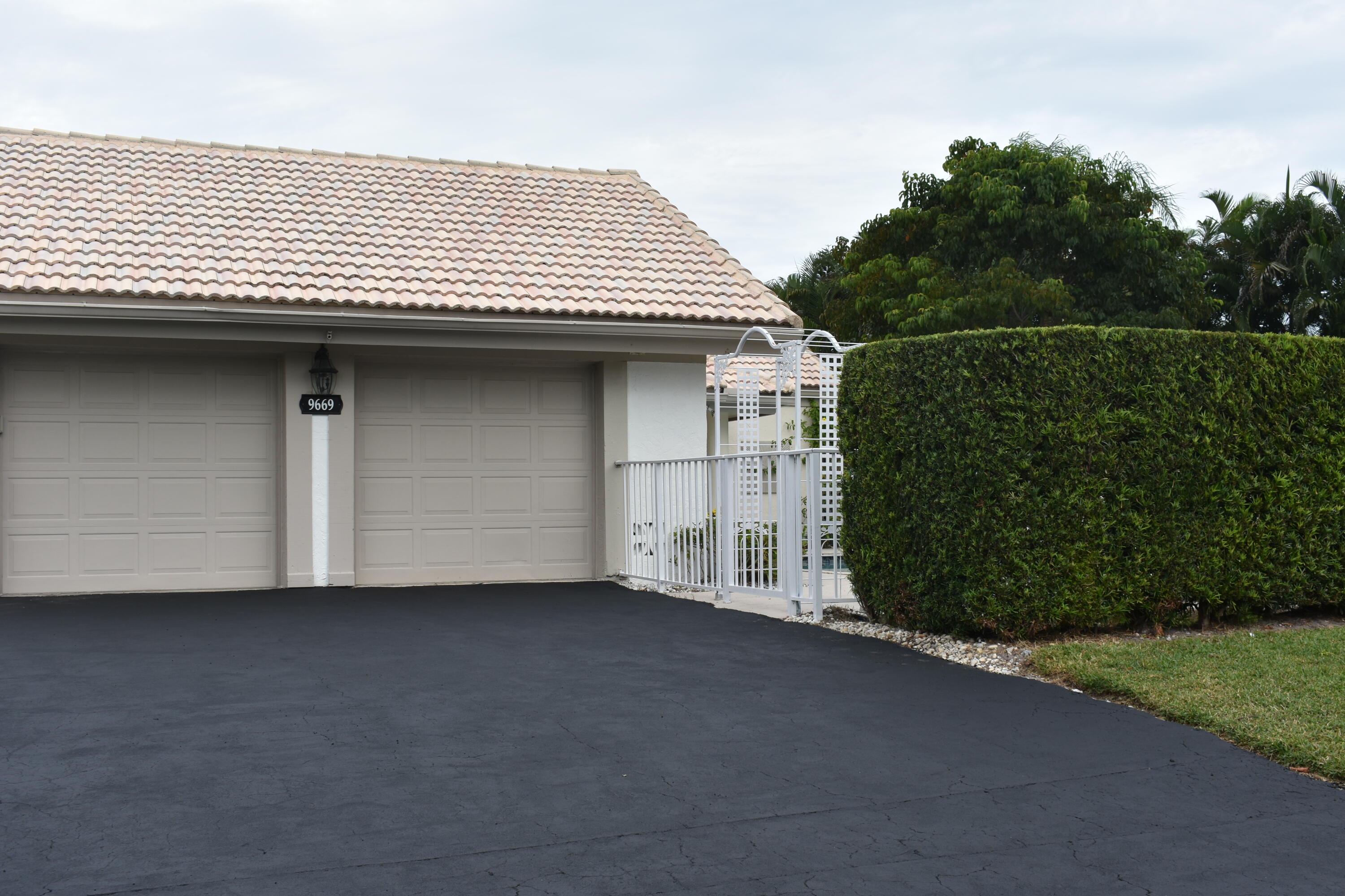 9669 Erica Court Boca Raton, FL 33496 - Photo 1 of 74 DSC_0320