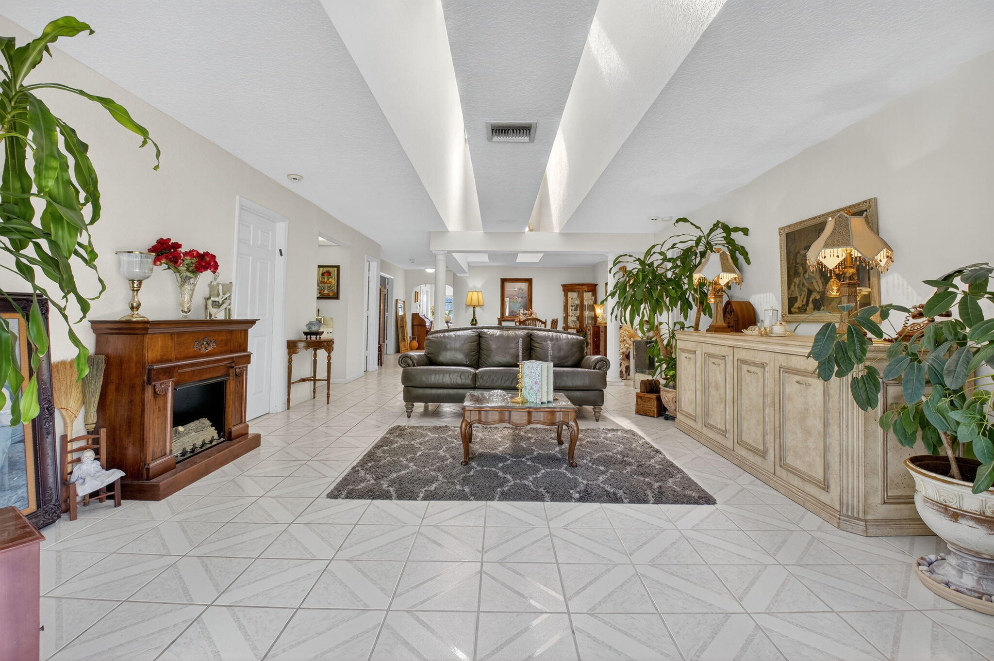 9669 Erica Court Boca Raton, FL 33496 - Photo 15 of 74 23-web-or-mls-DSC_2785