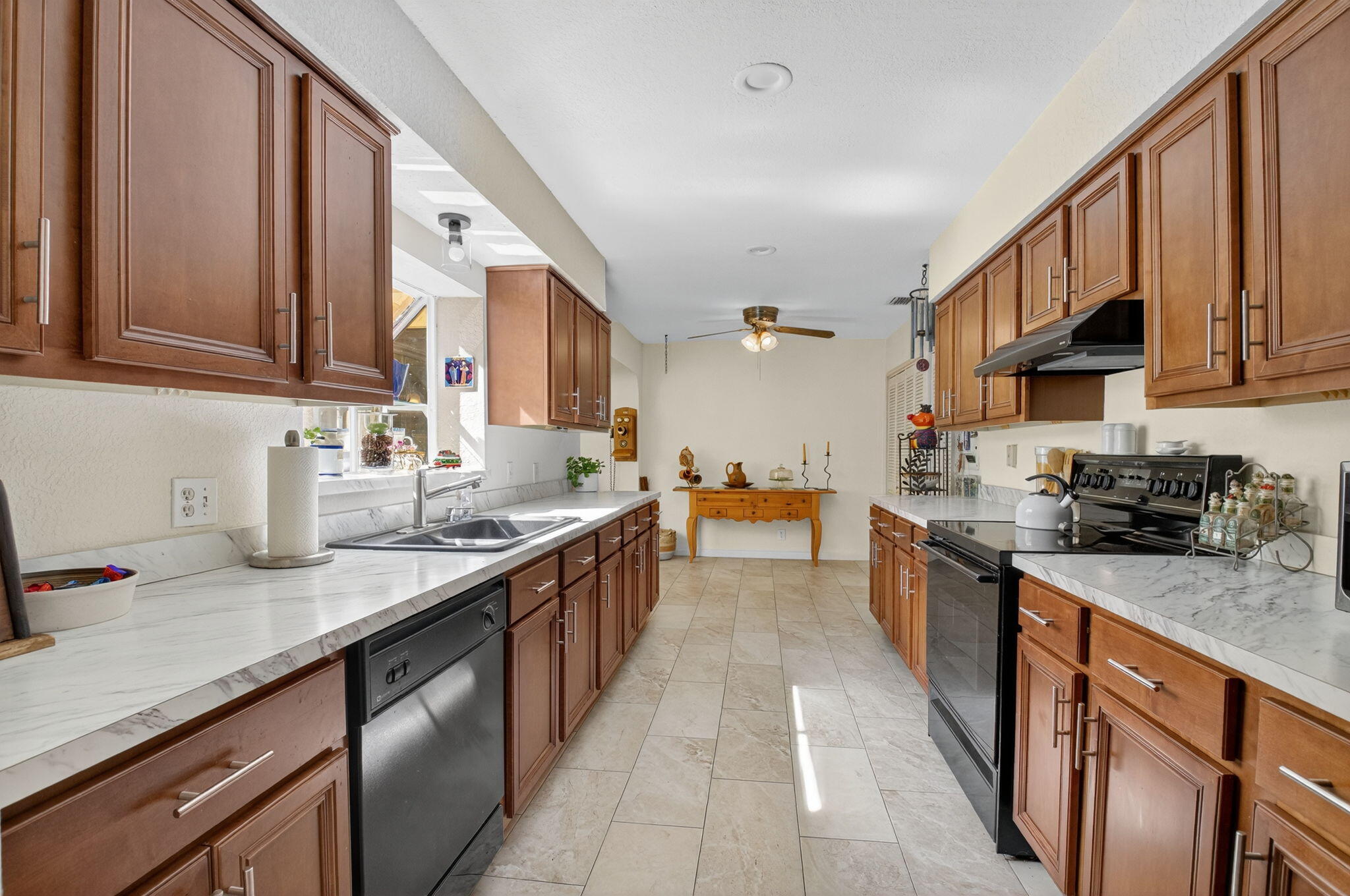 9669 Erica Court Boca Raton, FL 33496 - Photo 18 of 74 25-web-or-mls-DSC_2794