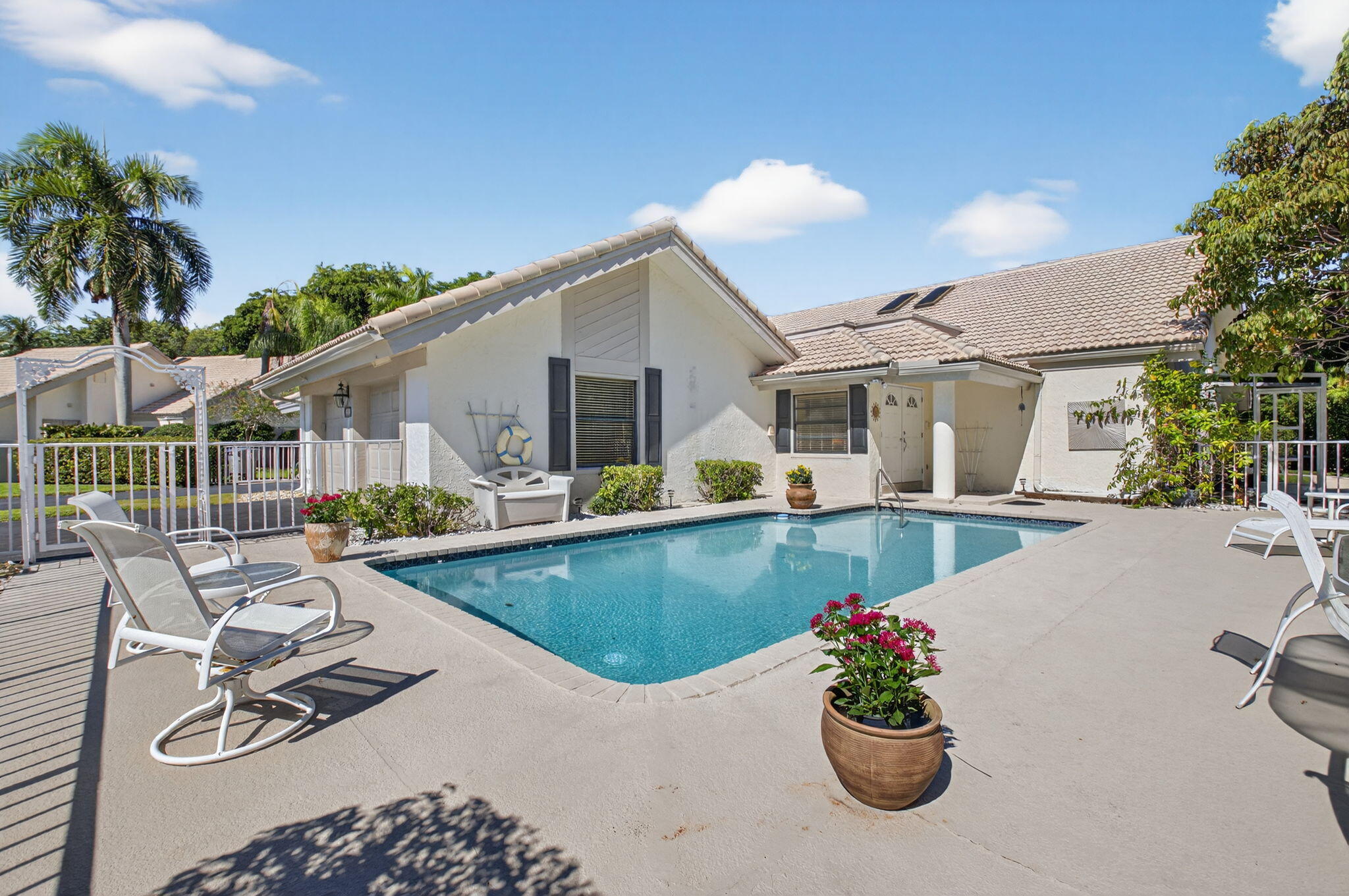 9669 Erica Court Boca Raton, FL 33496 - Photo 3 of 74 5-web-or-mls-DSC_2689