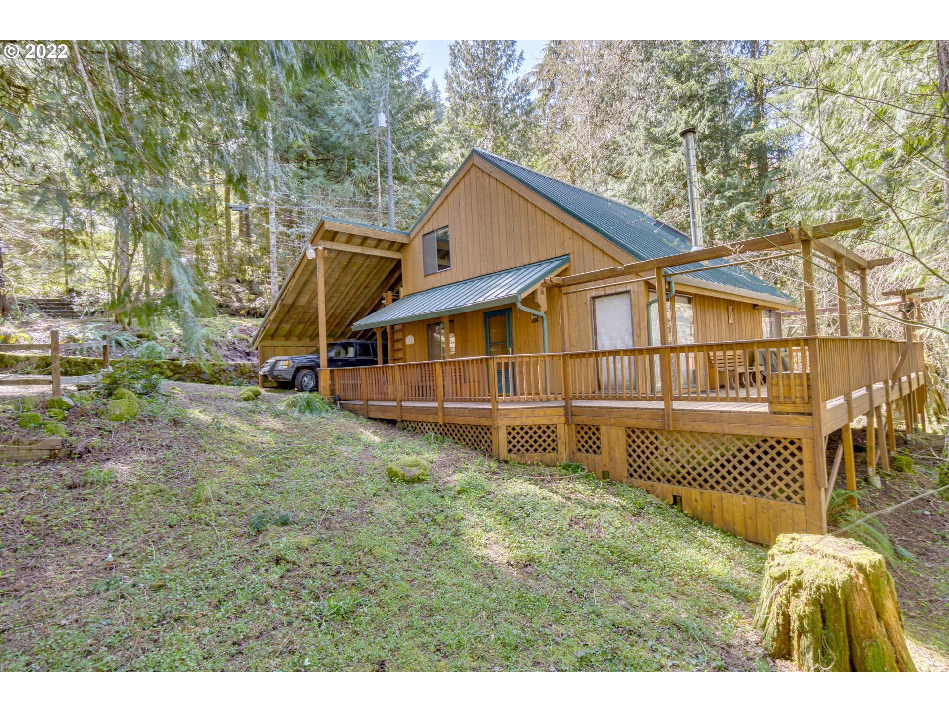 71147 East Jennie Lane Rhododendron, OR 97049 - Photo 1 of 29 Gallery Image 1