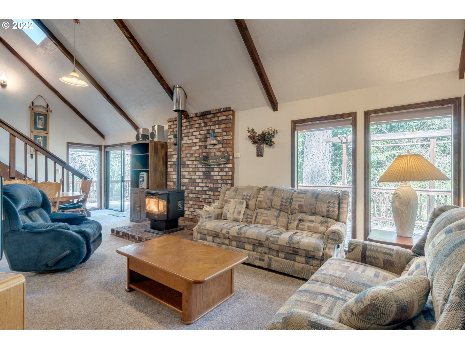 71147 East Jennie Lane Rhododendron, OR 97049 - Photo 4 of 29 Gallery Image 4
