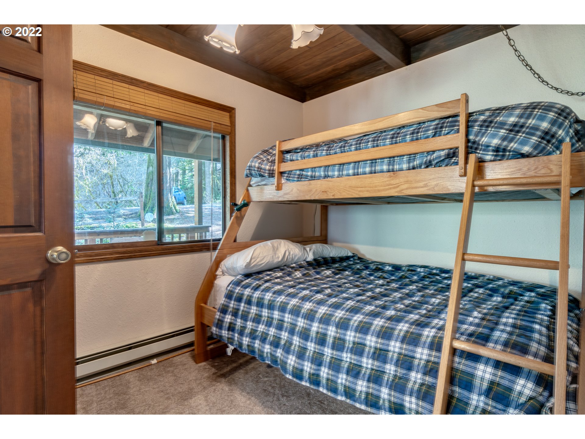 71147 East Jennie Lane Rhododendron, OR 97049 - Photo 9 of 29 Gallery Image 9