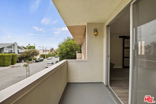 $4,900 | 1538 Stanford Street, Unit 8, Santa Monica, CA 90404