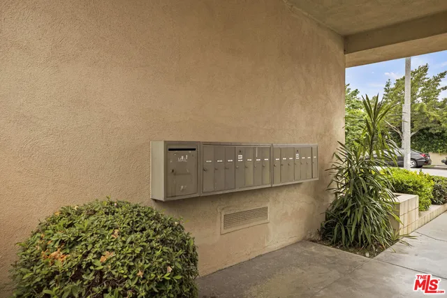 $4,900 | 1538 Stanford Street, Unit 8, Santa Monica, CA 90404