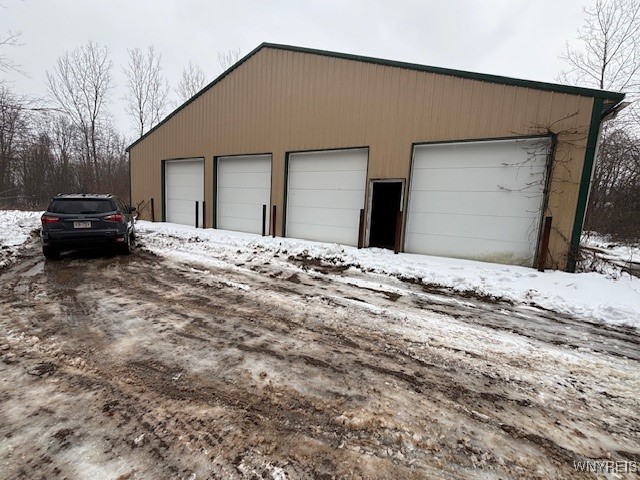 10849 Maple Ridge Road Shelby, NY 14103 - Photo 2 of 19