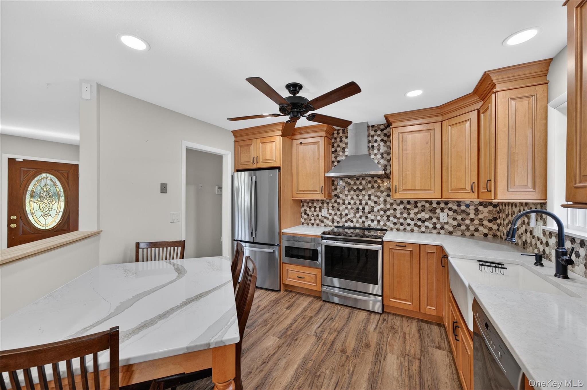 175 Barnes Road Washingtonville, NY 10992 - Photo 2 of 28