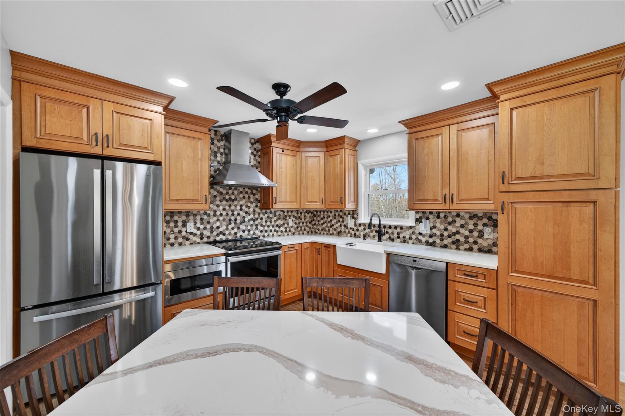 175 Barnes Road Washingtonville, NY 10992 - Photo 3 of 28
