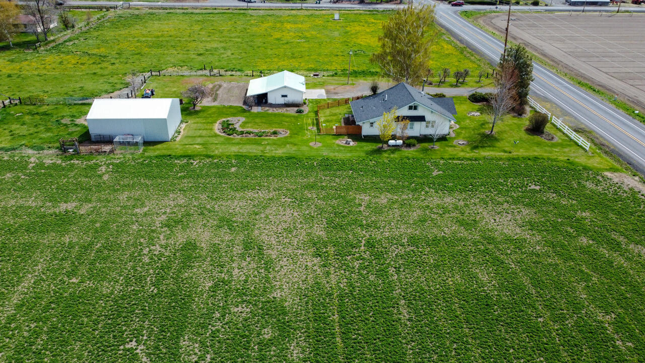 22189 Highway 39 Merrill, OR 97633 - Photo 39 of 46 Highway39drone-7