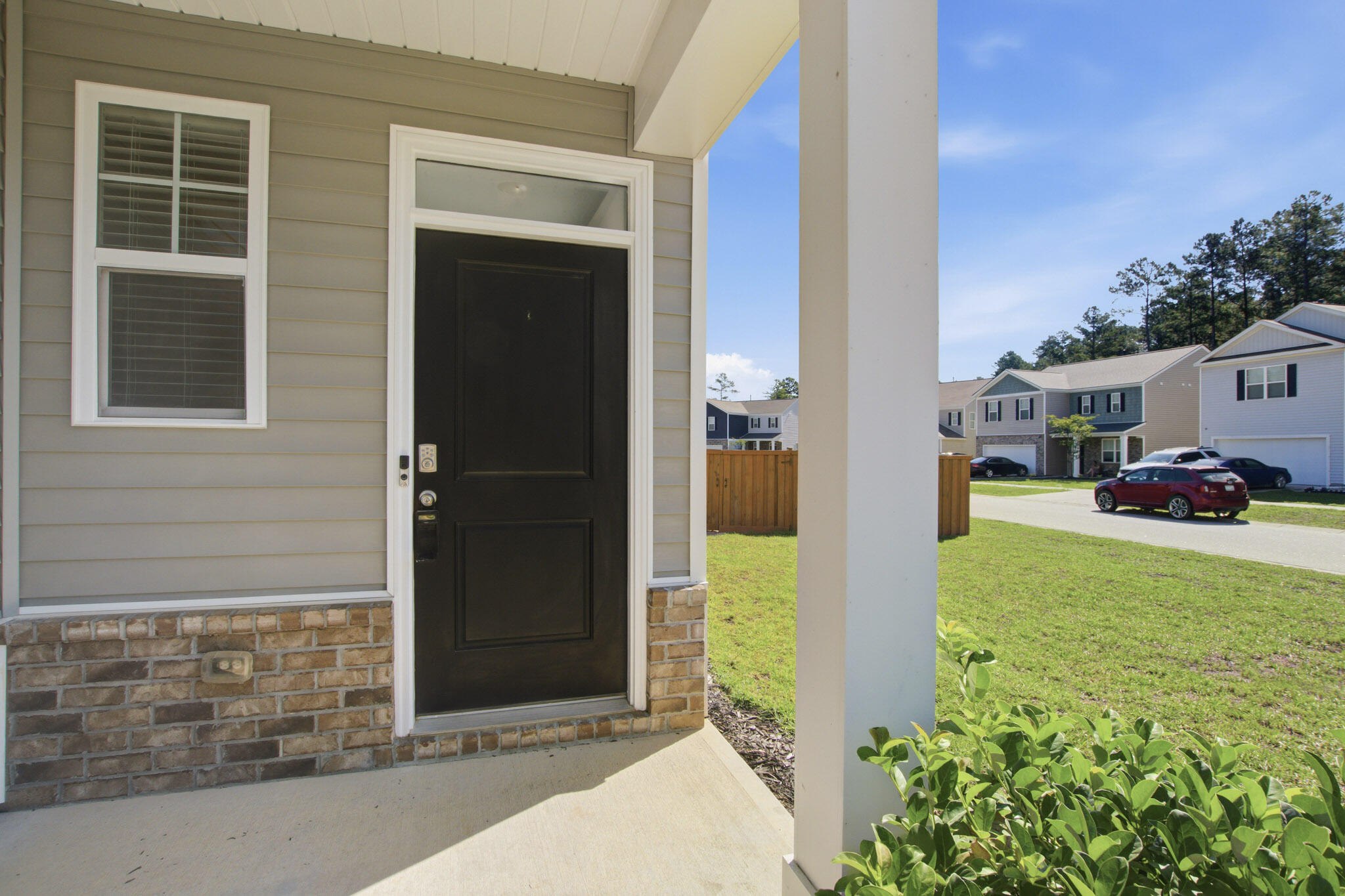 163 Horizon Rdg Drive Summerville, SC 29486 - Photo 4 of 36