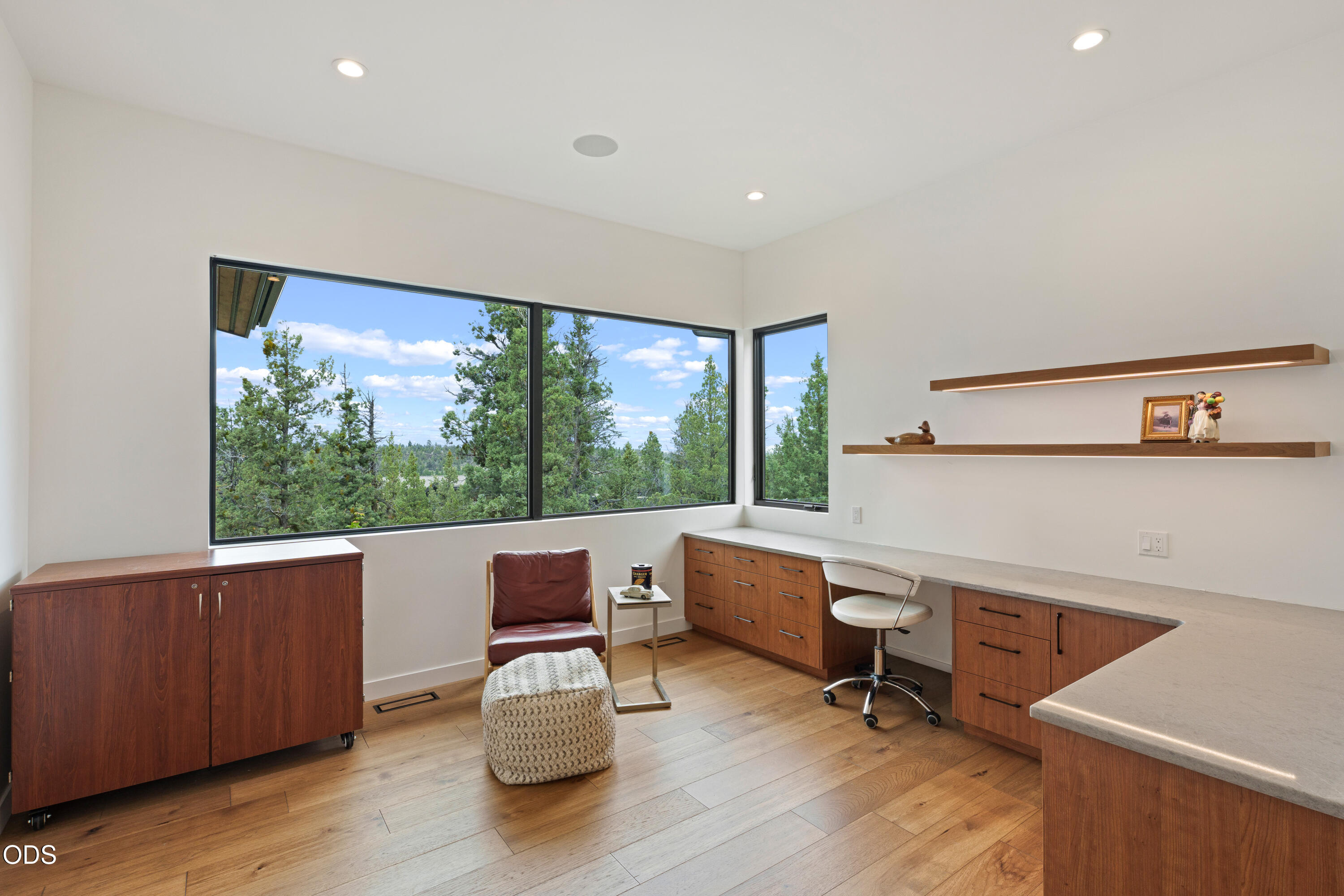 1703 Northwest Wild Rye Circle Bend, OR 97703 - Photo 43 of 64