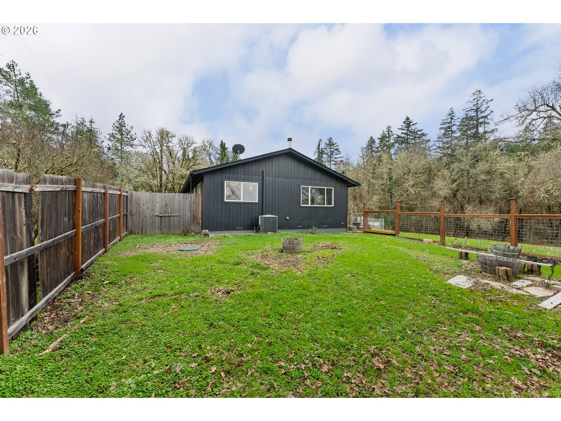 8148 Melqua Road Umpqua, OR 97486 - Photo 39 of 45 Gallery Image 39