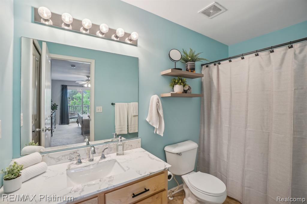 4090 Hampton Ridge Boulevard, Unit 56 Howell, MI 48843 - Photo 8 of 17