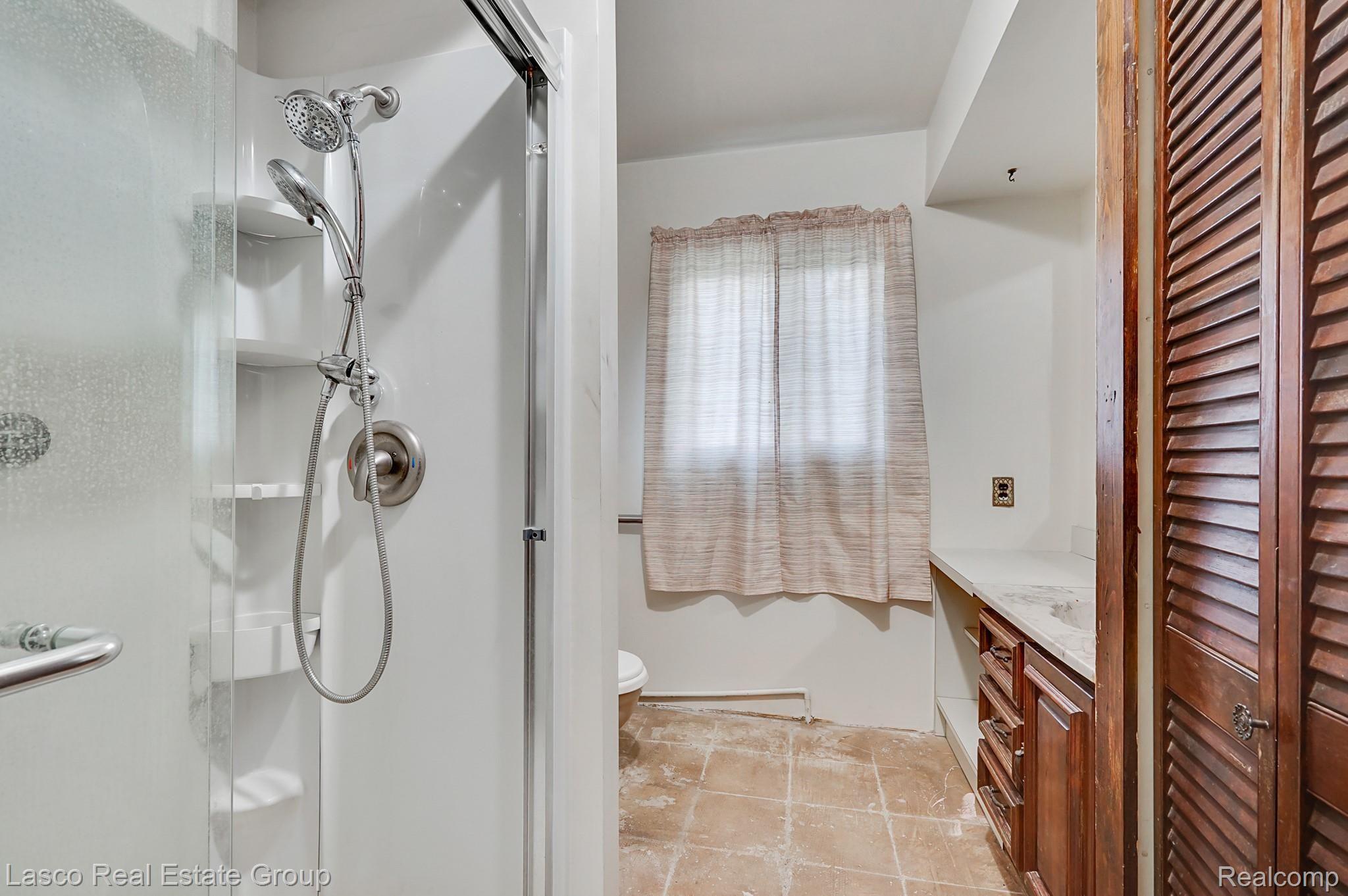 11330 Tipsico Lake Road Fenton, MI 48430 - Photo 22 of 24 dsc09875-dsc09877.jpg