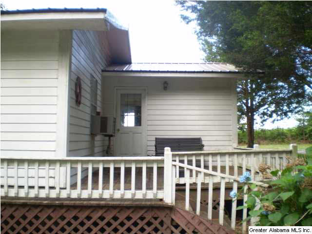 240 Red Oak Lane Springville, AL 35146 - Photo 3 of 26