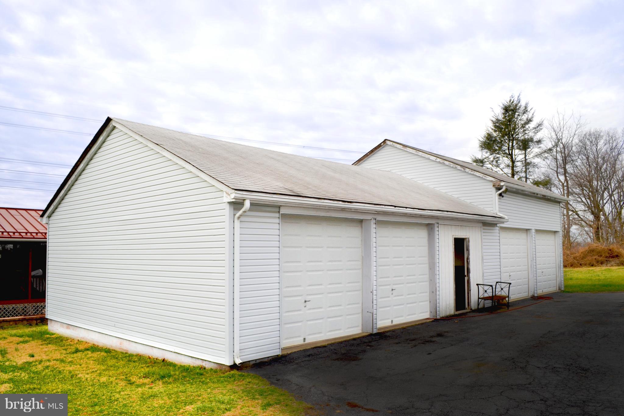 13036 Penn Shop Road Mount Airy, MD 21771 - Photo 11 of 16 3 Car Garage W/ Loft