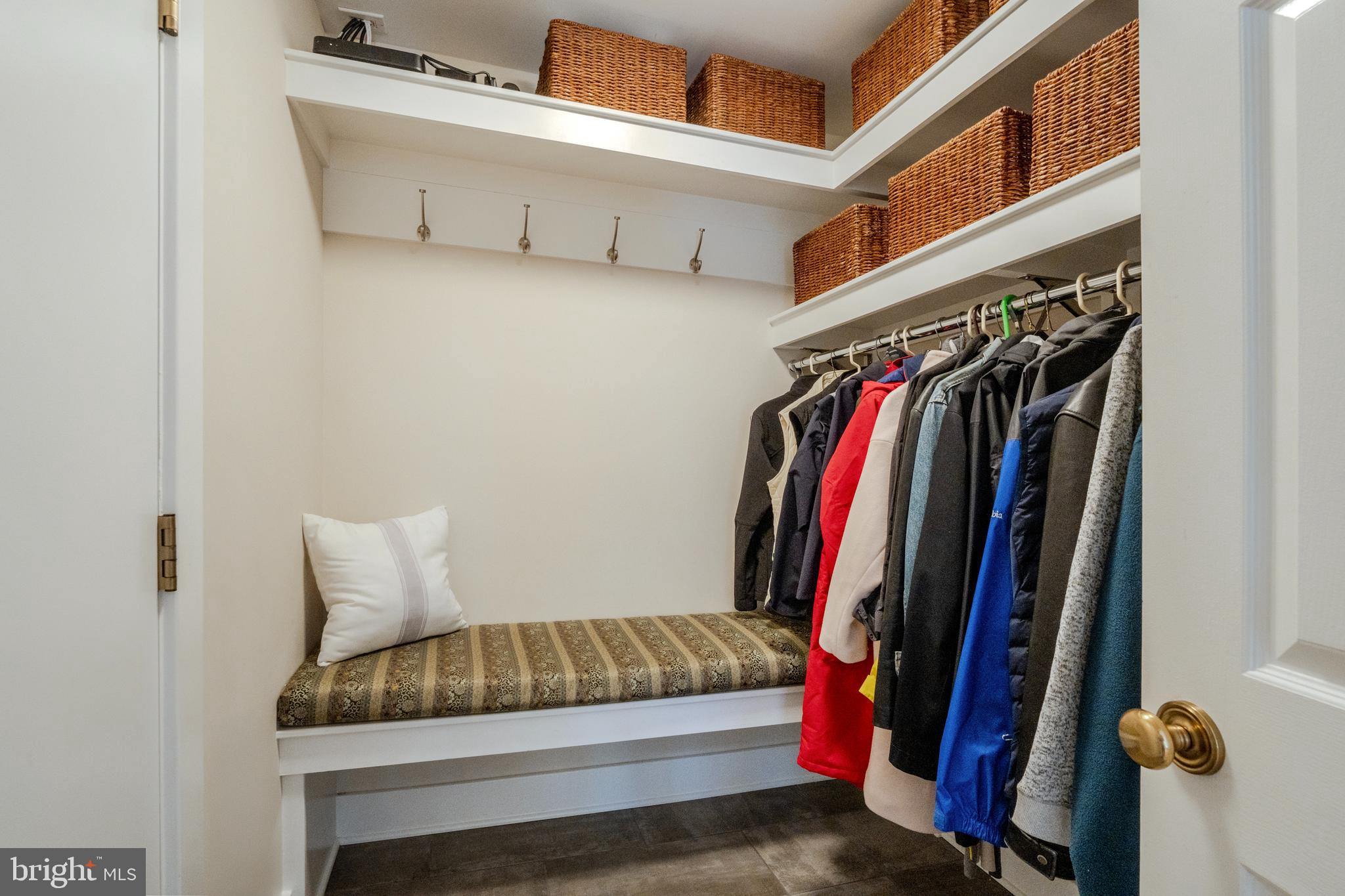 11910 Winstead Lane Reston, VA 20194 - Photo 23 of 80 Mud Room off garage