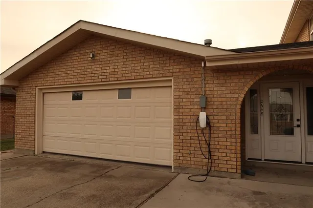 $2,250 | 2648 Vulcan Street, Harvey, LA 70058