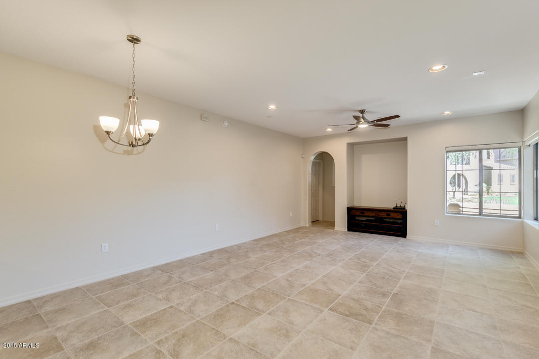 3935 East Rough Rider Road, Unit 1362 Phoenix, AZ 85050 - Photo 9 of 31 09-Rough Rider
