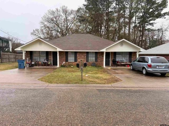 $499,900 | 904-910 Tabb Street, Mount Pleasant, TX 75455