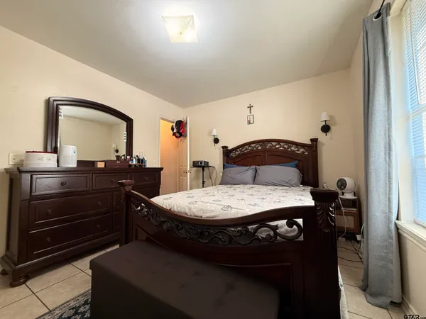 $480,000 | 904-910 Tabb Street, Mount Pleasant, TX 75455