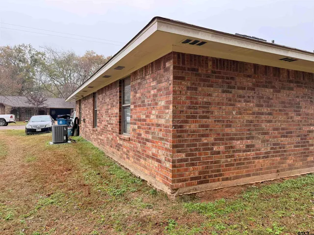 $499,900 | 904-910 Tabb Street, Mount Pleasant, TX 75455
