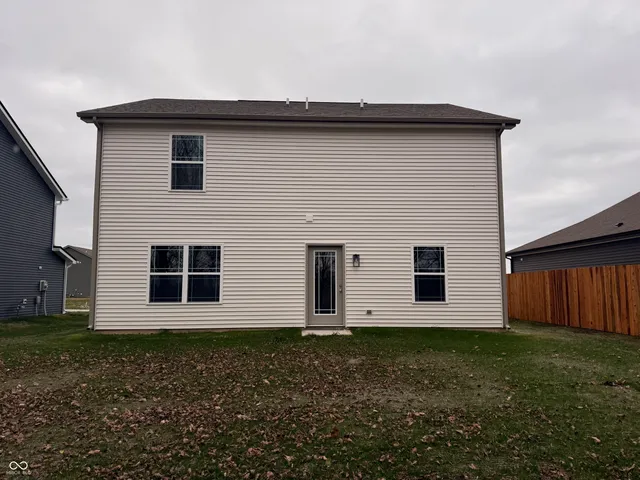 $302,900 | 11220 North Greenthread Drive, Monrovia, IN 46157