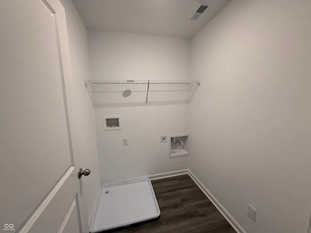 $302,900 | 11220 North Greenthread Drive, Monrovia, IN 46157