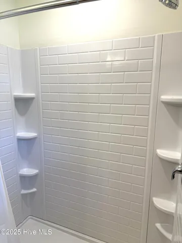 $265,000 | 2105 Dallas Drive, Kinston, NC 28504