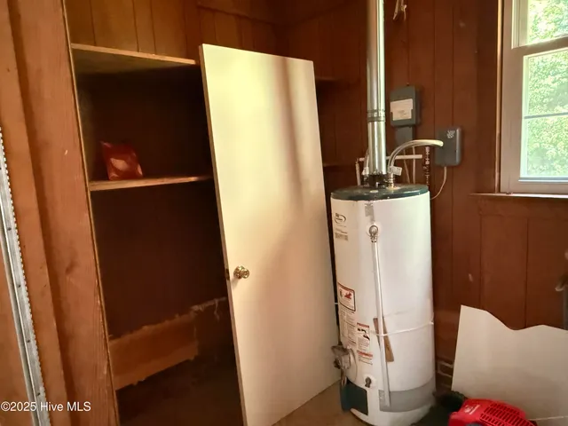 $265,000 | 2105 Dallas Drive, Kinston, NC 28504