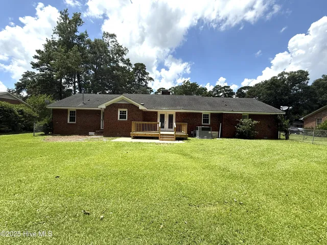 $265,000 | 2105 Dallas Drive, Kinston, NC 28504