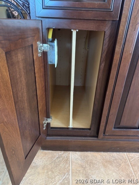 2293 Standing Rock Road Camdenton, MO 65020 - Photo 36 of 99 Cookie Sheet storage area next to pull-up Baker's