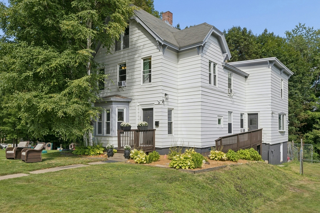 32 Winter Street Gardner, MA 01440 - Photo 1 of 40 Gallery Image 1