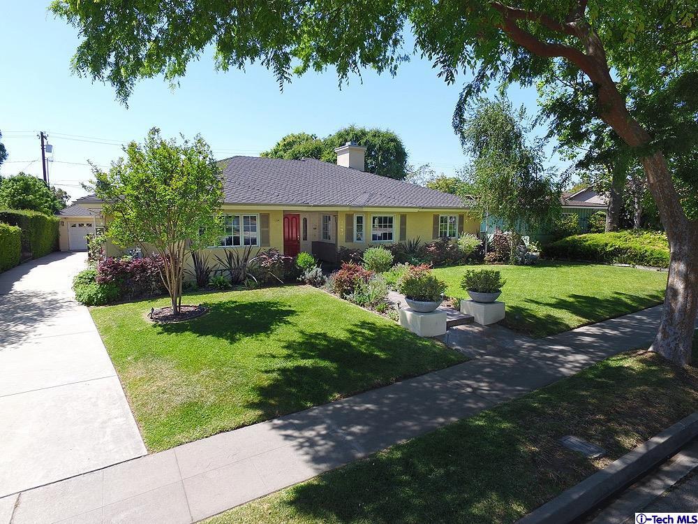 3690 Newhaven Road Pasadena, CA 91107 - Photo 20 of 21 a front view of a house with a garden