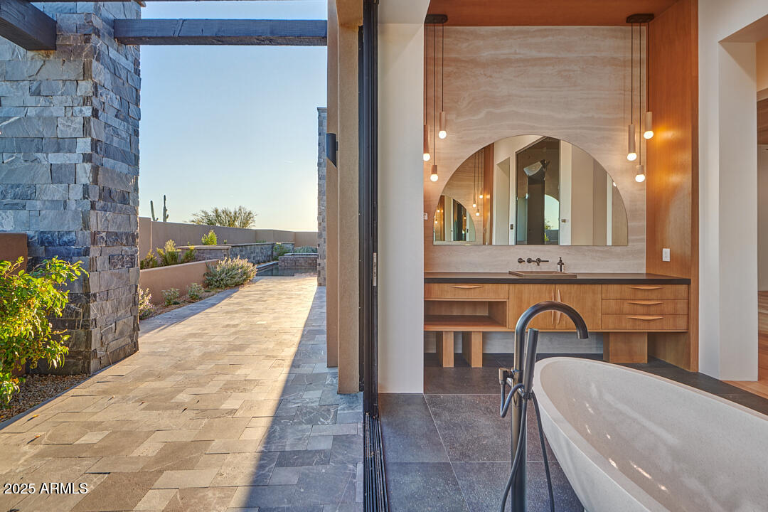 10249 East Joy Ranch Road Scottsdale, AZ 85262 - Photo 32 of 36 Primary Spa Bath to Outdoors