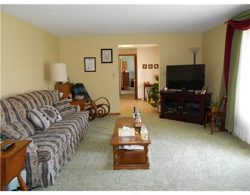 4681 Ridgewood Road East Springfield, OH 45503 - Photo 10 of 25