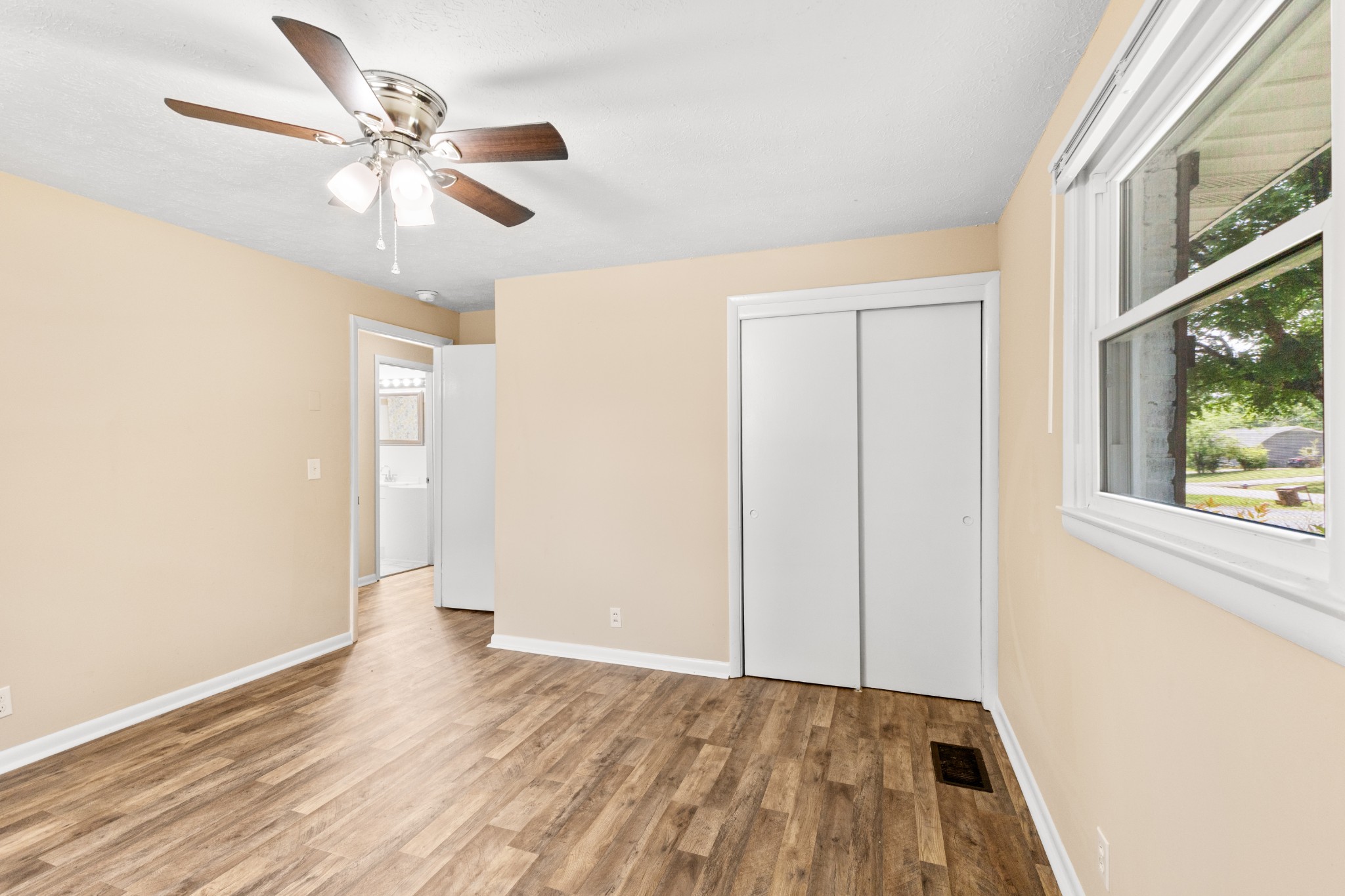 1704 Woodside Drive Springfield, TN 37172 - Photo 18 of 39