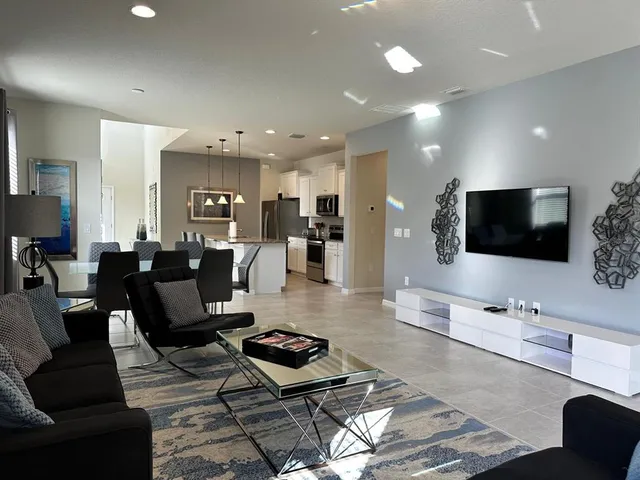 $4,000 | 1501 Mumbai Way, Davenport, FL 33896