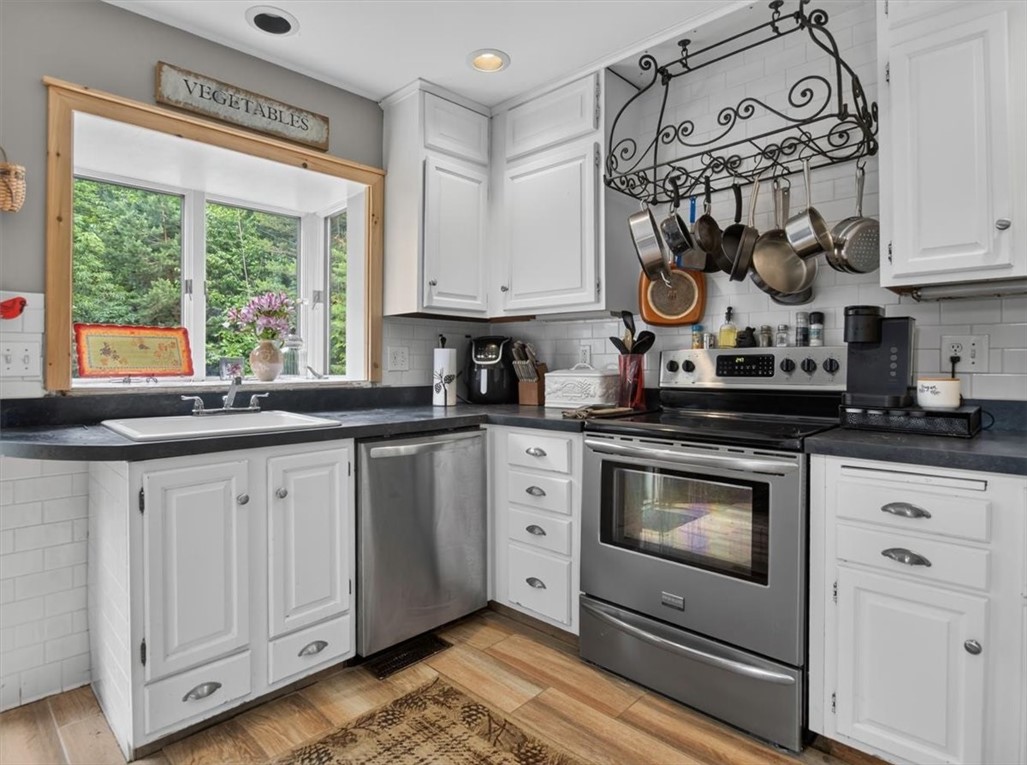 6595 State Route Springwater, NY 14560 - Photo 4 of 41