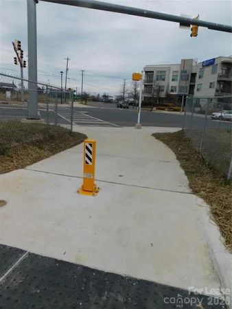 $1,675 | 416 East 19th Street, Charlotte, NC 28206