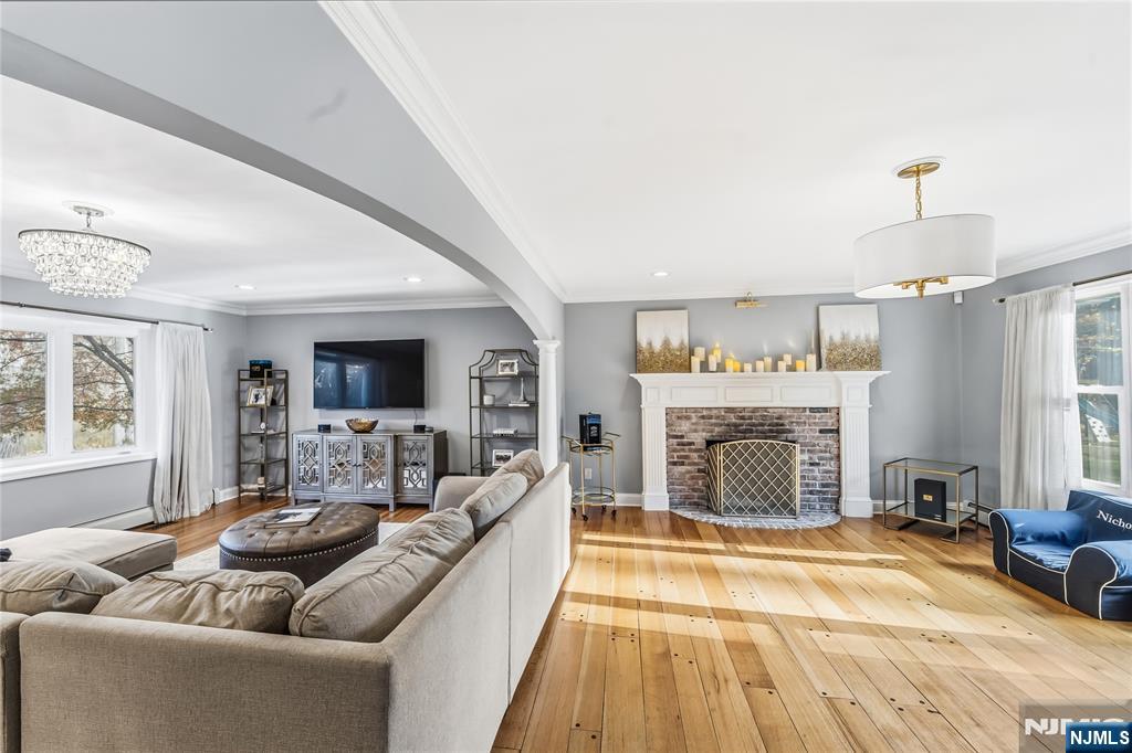 8 Split Rock Road Upper Saddle River, NJ 07458 - Photo 13 of 40