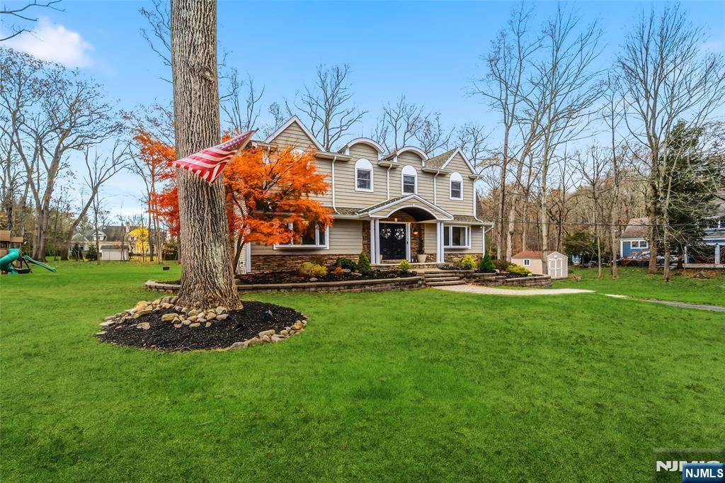 8 Split Rock Road Upper Saddle River, NJ 07458 - Photo 2 of 40