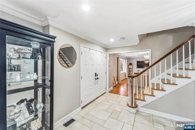 $6,500 | 8 Split Rock Road, Upper Saddle River, NJ 07458