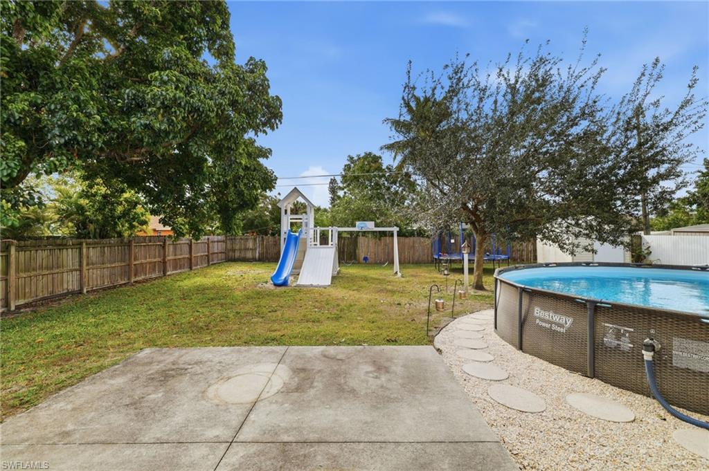 5490 27th Avenue Southwest Naples, FL 34116 - Photo 25 of 33