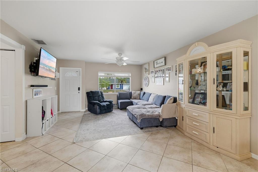 5490 27th Avenue Southwest Naples, FL 34116 - Photo 5 of 33