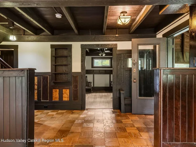 a view of an entryway