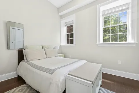 $999,999 | 616 East 4th Street, Unit 204, Boston, MA 02127