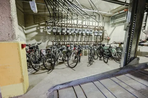 $999,999 | 616 East 4th Street, Unit 204, Boston, MA 02127