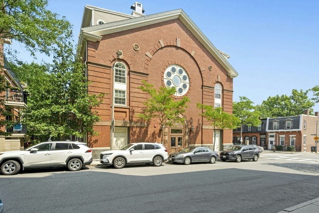 616 East 4th Street, Unit 204 Boston, MA 02127 - Photo 17 of 19